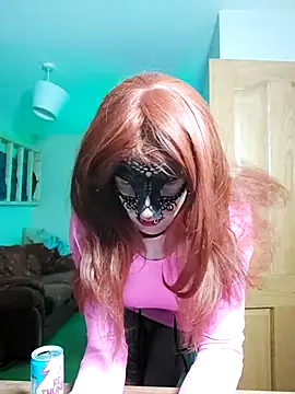 irishtommy1986 online show from December 15, 9:41 pm