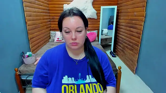 BubbleEmma online show from January 18, 1:51 pm