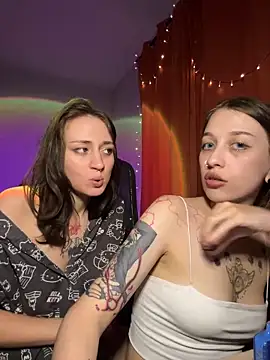 Dooubletroublee online show from December 12, 1:10 am