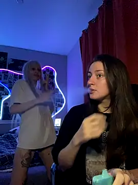 Dooubletroublee online show from September 27, 12:48 am