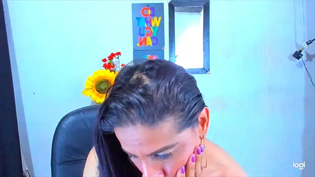 juanblakbigcock online show from March 27, 3:12 am