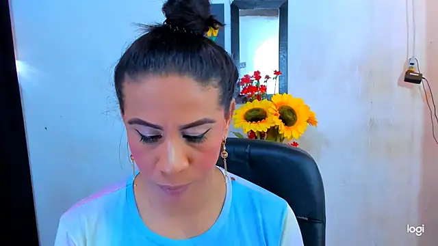 juanblakbigcock online show from April 10, 4:01 pm