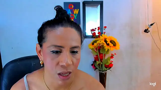 Snapshot of juanblakbigcock chatting on June 21, 4:42 pm juanblakbigcock online show from June 21, 4:42 pm