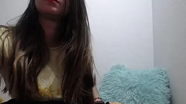 Snapshot of Luna_girlhot_ chatting on March 16, 3:47 am Luna girlhot  online show from March 16, 3:47 am