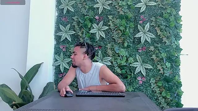 PittAndLunaa online show from April 19, 12:37 pm