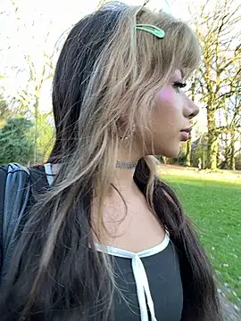 Snapshot of jackelinuh chatting on February 25, 3:32 pm jackelinuh online show from February 25, 3:32 pm