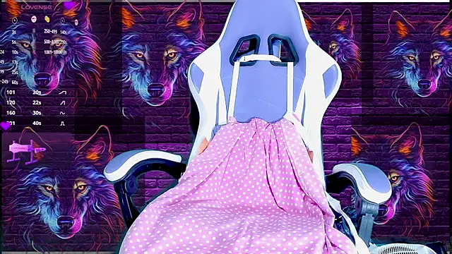 Miss dakkottaa online show from February 3, 8:03 pm