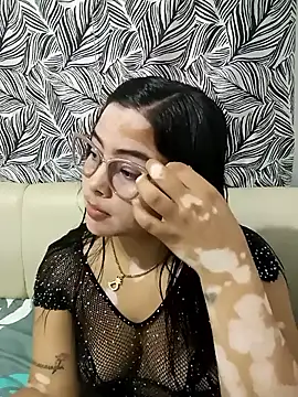 Shirley 23 online show from March 1, 3:19 am