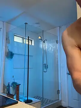 El Gizmo online show from February 16, 5:09 pm