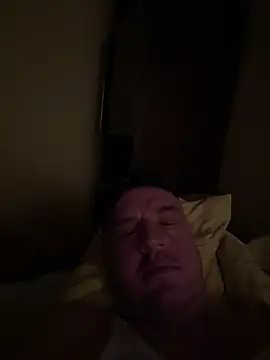 Snapshot of Evolite123 chatting on January 19, 9:23 pm Evolite123 online show from January 19, 9:23 pm