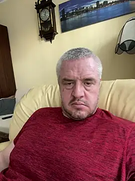 Snapshot of Evolite123 chatting on February 17, 3:31 pm Evolite123 online show from February 17, 3:31 pm