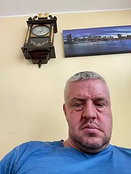 Snapshot of Evolite123 chatting on March 7, 10:56 am Evolite123 online show from March 7, 10:56 am