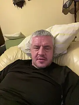 Snapshot of Evolite123 chatting on March 17, 6:00 pm Evolite123 online show from March 17, 6:00 pm