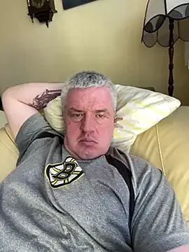 Snapshot of Evolite123 chatting on March 18, 10:14 am Evolite123 online show from March 18, 10:14 am