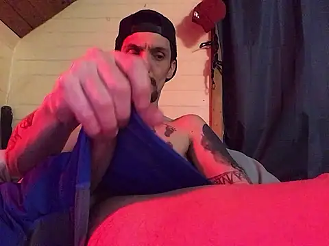 Snapshot of jabo870 chatting on February 12, 8:27 am jabo870 online show from February 12, 8:27 am