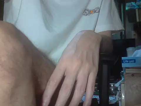 Snapshot of shikokichi55 chatting on May 13, 3:42 pm shikokichi55 online show from May 13, 3:42 pm