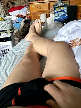 Snapshot of Russell1508 chatting on January 13, 11:37 am Russell1508 online show from January 13, 11:37 am