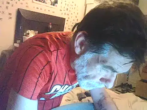 Snapshot of DaddyQuimHot chatting on February 14, 1:13 am DaddyQuimHot online show from February 14, 1:13 am