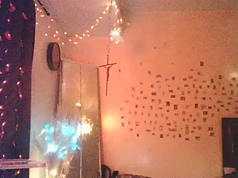 Snapshot of DaddyQuimHot chatting on March 2, 5:58 pm DaddyQuimHot online show from March 2, 5:58 pm