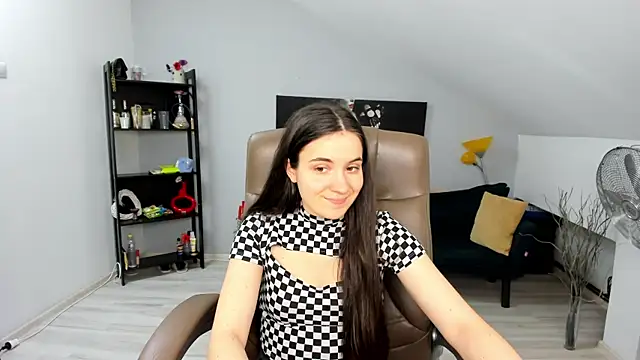 Snapshot of MelissaWiliam chatting on February 11, 3:08 pm MelissaWiliam online show from February 11, 3:08 pm