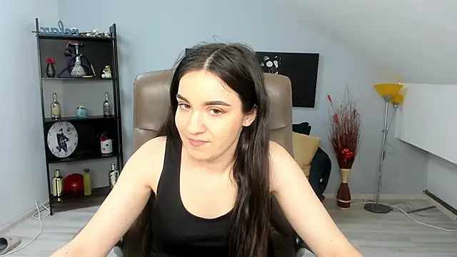 Snapshot of MelissaWiliam chatting on February 19, 4:33 pm MelissaWiliam online show from February 19, 4:33 pm