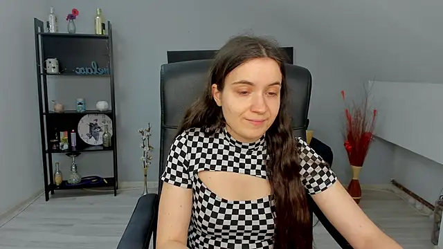 Snapshot of MelissaWiliam chatting on March 3, 12:00 pm MelissaWiliam online show from March 3, 12:00 pm