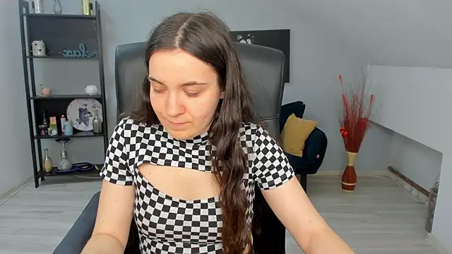 MelissaWiliam online show from April 14, 11:05 am