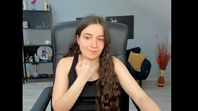 Snapshot of MelissaWiliam chatting on April 20, 11:02 am MelissaWiliam online show from April 20, 11:02 am