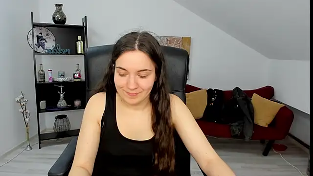 Snapshot of MelissaWiliam chatting on May 11, 11:27 am MelissaWiliam online show from May 11, 11:27 am