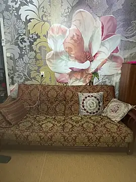 EsterHotMilf online show from March 16, 5:14 am