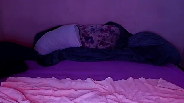 Snapshot of baphomet_from_ice chatting on October 13, 7:03 pm baphomet from ice online show from October 13, 7:03 pm