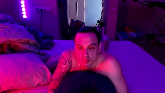 Snapshot of baphomet_from_ice chatting on April 11, 7:45 am baphomet from ice online show from April 11, 7:45 am