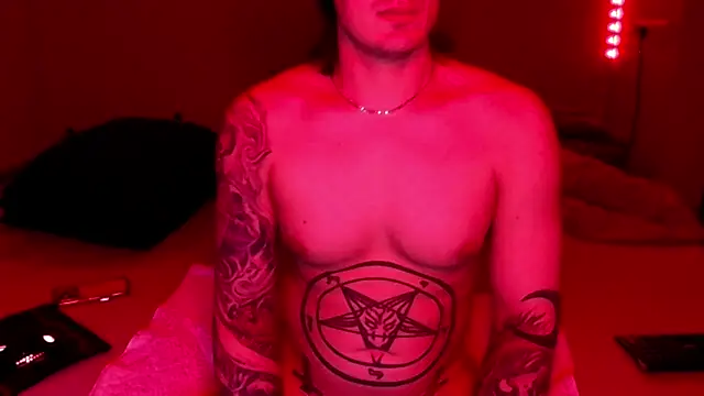 Snapshot of baphomet_from_ice chatting on April 23, 4:31 pm baphomet from ice online show from April 23, 4:31 pm