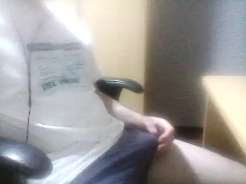 Snapshot of MORENOGOSTOSO12345 chatting on July 21, 6:10 pm MORENOGOSTOSO12345 online show from July 21, 6:10 pm