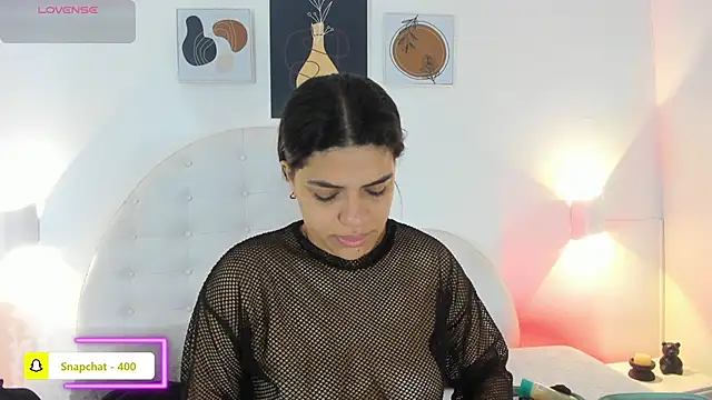 Umarani  online show from February 7, 11:25 am