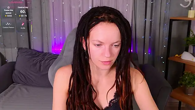 Snapshot of CoreyJane chatting on May 17, 5:05 am CoreyJane online show from May 17, 5:05 am