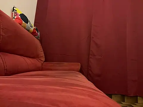 Snapshot of porompomperro chatting on February 15, 9:04 pm porompomperro online show from February 15, 9:04 pm