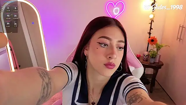 Snapshot of violet_ch chatting on May 13, 8:06 pm violet ch online show from May 13, 8:06 pm