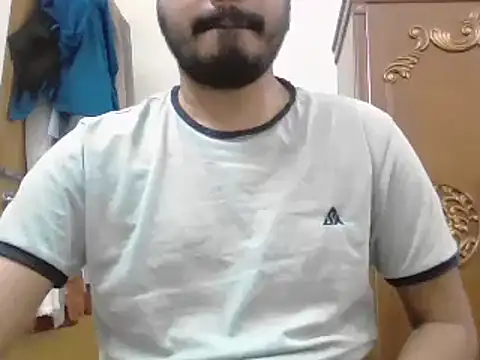 desiboyasif online show from November 1, 5:15 pm