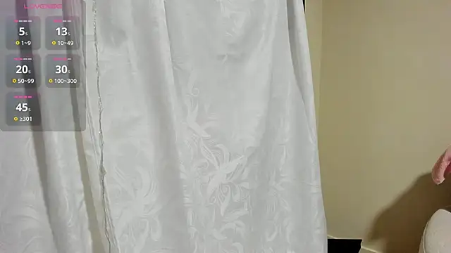 Snapshot of dahian_carter chatting on July 2, 9:48 am dahian carter online show from July 2, 9:48 am