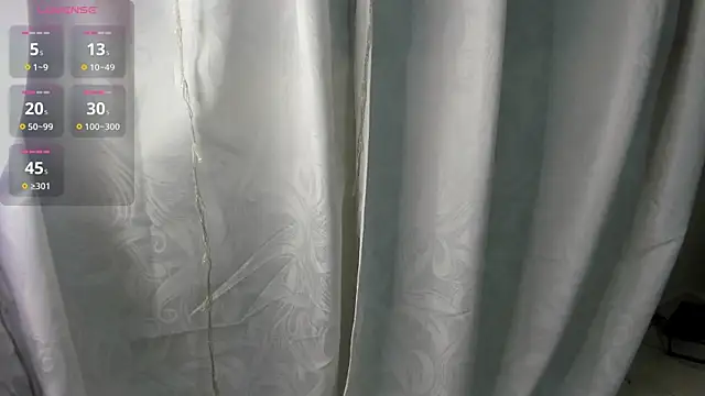 Snapshot of dahian_carter chatting on July 15, 9:25 am dahian carter online show from July 15, 9:25 am