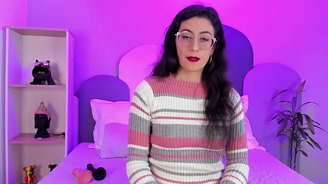 SophieGomez22 online show from January 18, 11:36 am