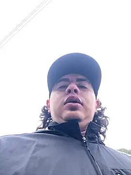 DanielGomez9 online show from February 2, 1:54 pm