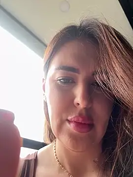 Eva Gonzalez online show from February 15, 3:09 pm