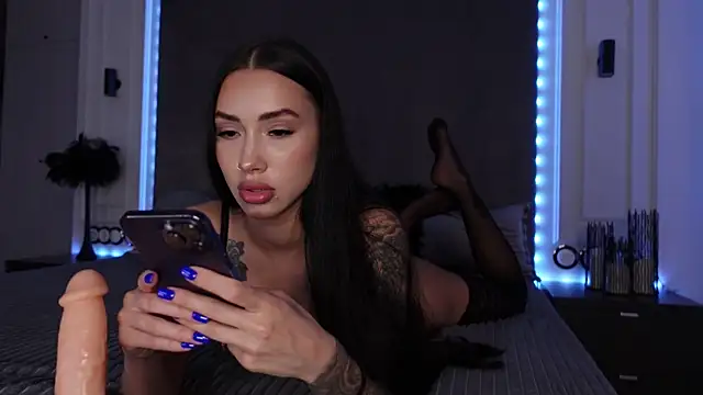 mila blvck online show from September 10, 8:14 am