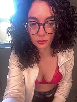 Snapshot of Strawberry_queen91 chatting on April 20, 3:48 pm Strawberry queen91 online show from April 20, 3:48 pm