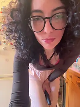 Snapshot of Strawberry_queen91 chatting on April 22, 3:57 pm Strawberry queen91 online show from April 22, 3:57 pm
