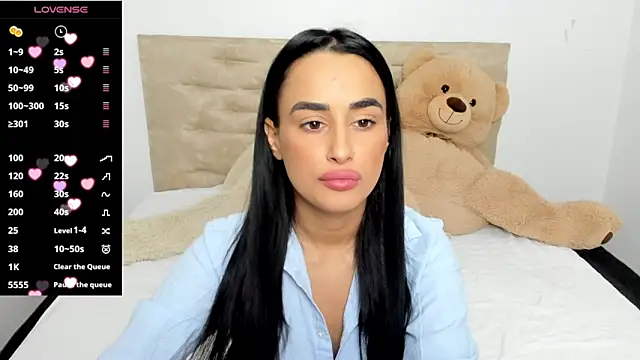 DarcieJane online show from December 14, 11:45 pm