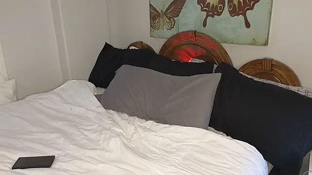 Snapshot of Thekatievogue chatting on December 9, 8:33 pm Thekatievogue online show from December 9, 8:33 pm