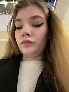 Snapshot of Holy_Tereza chatting on December 14, 3:36 pm Holy Tereza online show from December 14, 3:36 pm